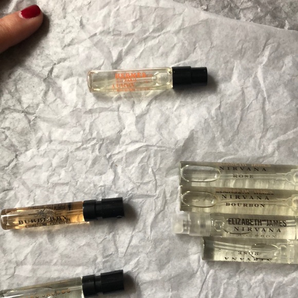 Collection of sample perfumes - Picture 2 of 6